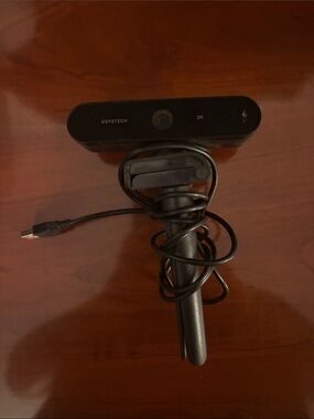 Depstech 2K USB Webcam in Black with Adjustable Tripod